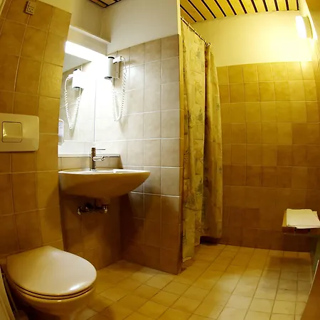 Falster Hotel 3*